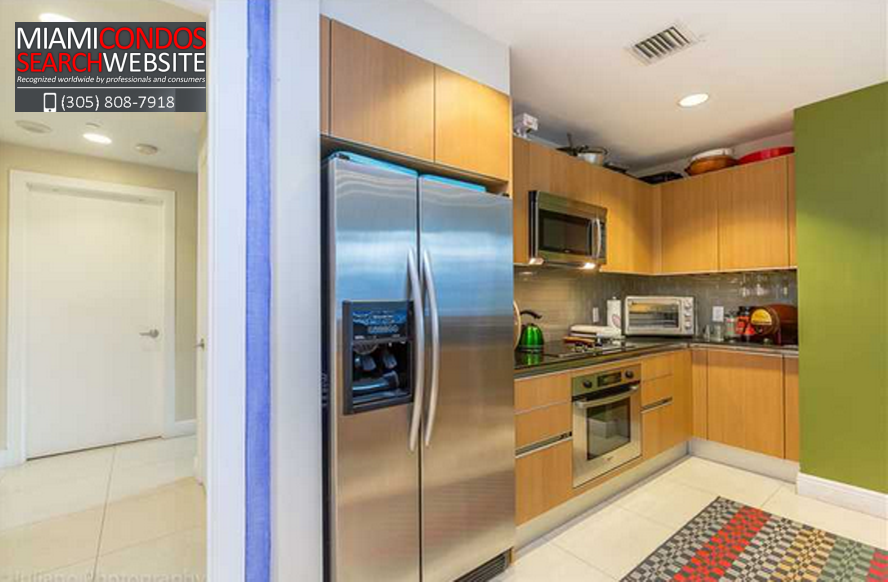 1050 Brickell condo kitchen