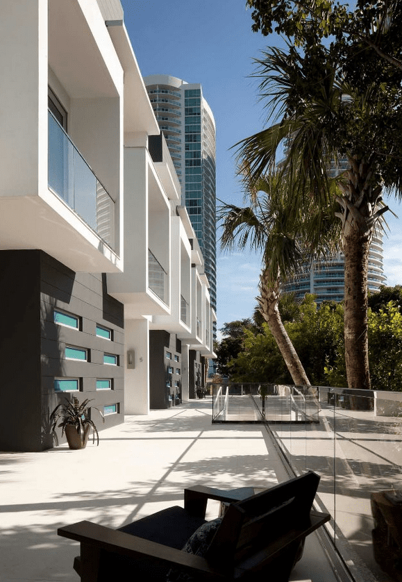 2110 Brickell 3