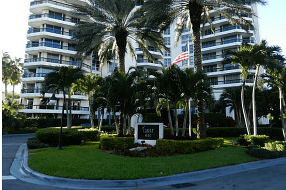 400 Mystic Pointe 6
