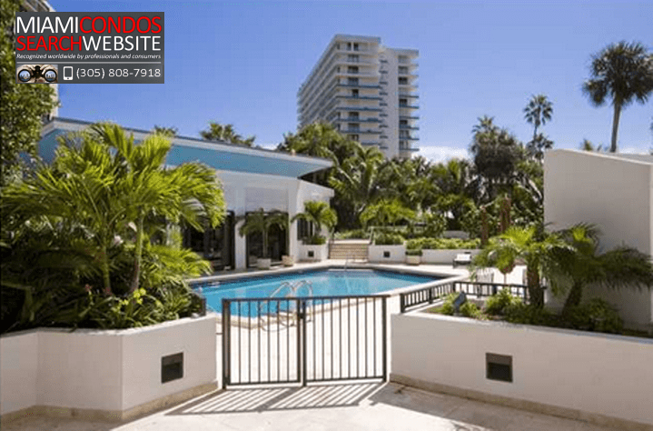 Brickell East condo pool