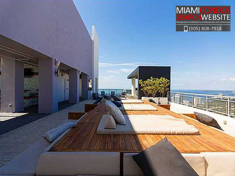 Infinity at Brickell condo sun deck