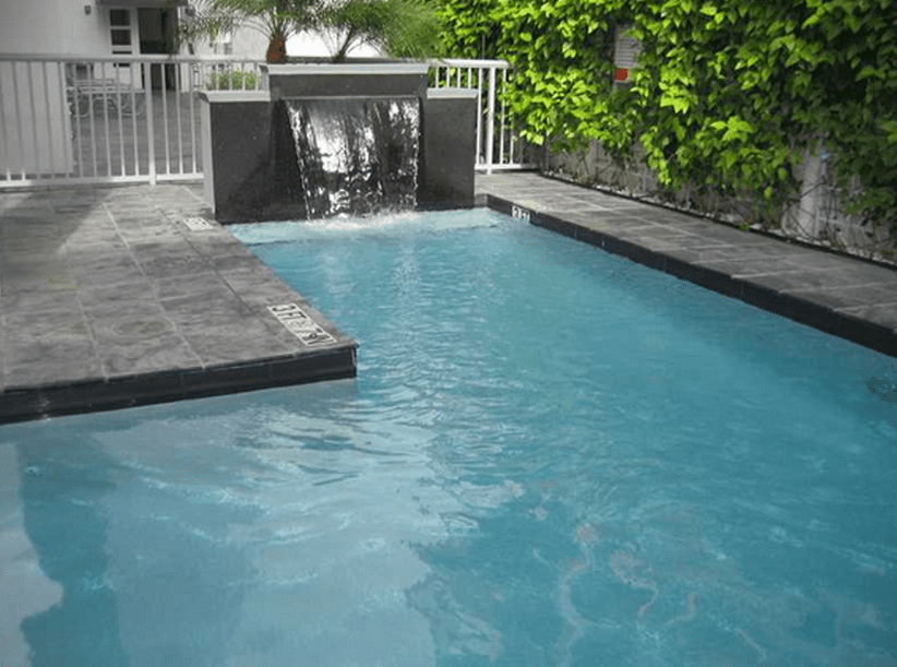 Loft on Downtown Miami kitchen pool