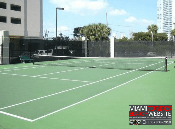 Metropolitan Brickell condo tennis court