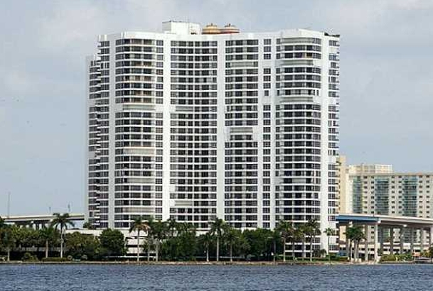 Mystic Pointe 100 Aventura